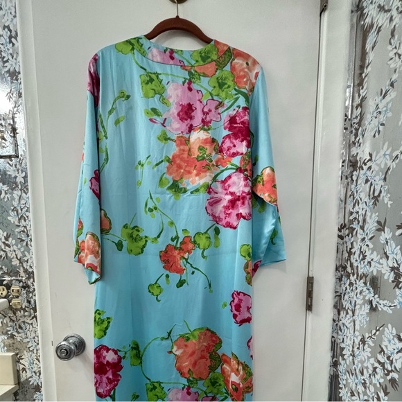 Natori Floral Robe - Blue and Pink - Picture 2 of 6